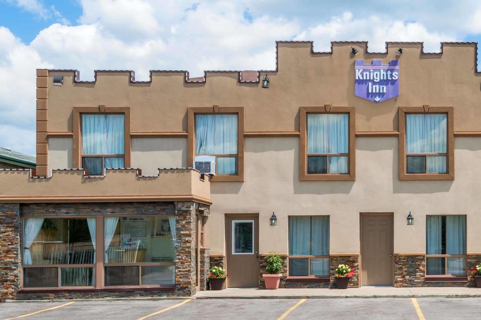 Borden Inn And Suites Angus Exterior photo